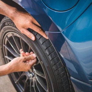 How to tighten a tire valve stem